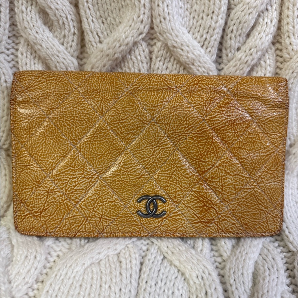 Chanel Series 12 Bifold Quilted Lambskin Wallet